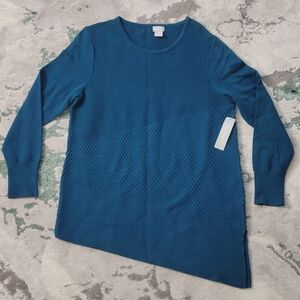 NWT Chicos Long Sleeve Asymmetric Hem Round Neck Sweater Size 1 or Medium